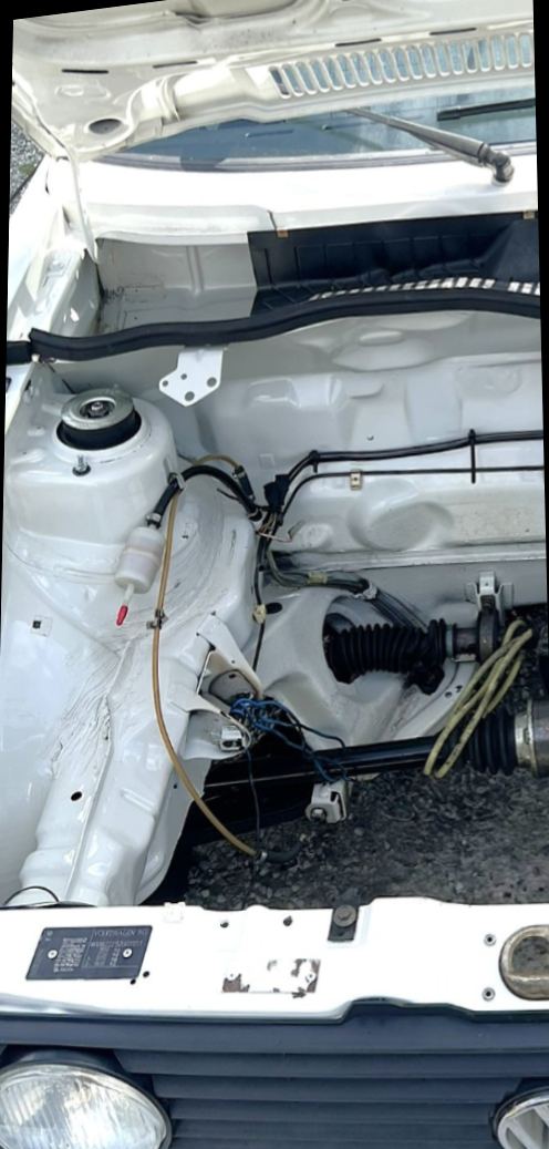 Compartiment moteur Volkswagen - avant/après décapage cryogénique — après